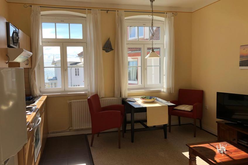 Freundlich eingerichtete Wohnung mit Meerblick - foto 6