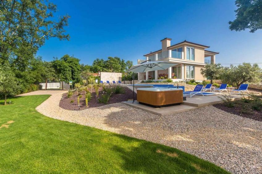 Villa met zwembad en zeezicht - BF-DCNKX - foto 2