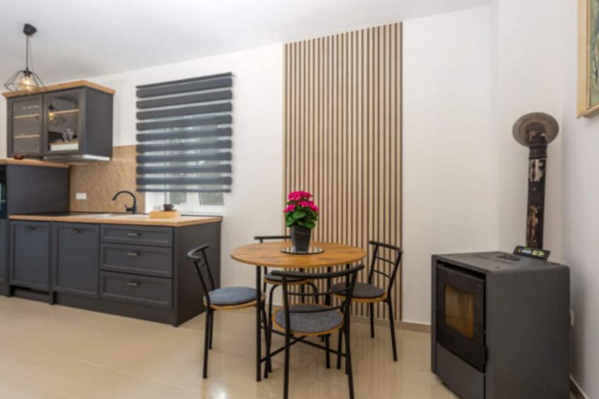 Apartments Brletic - Two Bedroom Apartment with Terrace - foto 4