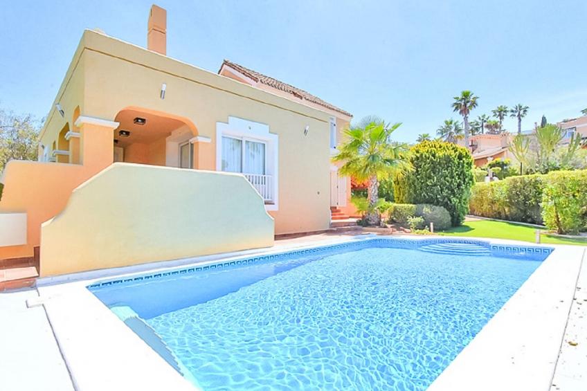 LAS BRISAS 27
