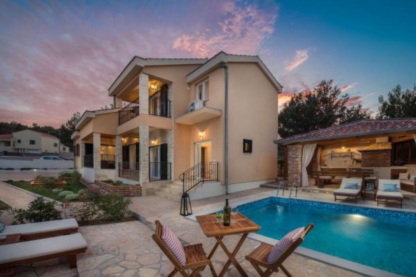 Beachfront villa Noa with heated pool - foto 37