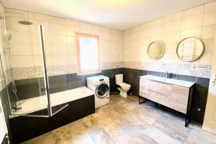 Résidence Appartement Rénové Avec Terrasse Pour 14 Pers. à Saint-jean-de-maurienne - foto 17