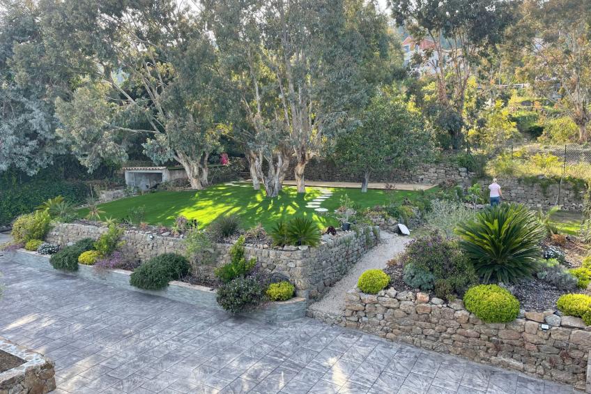 Ferienvilla mit Blick auf das Wasser - foto 23