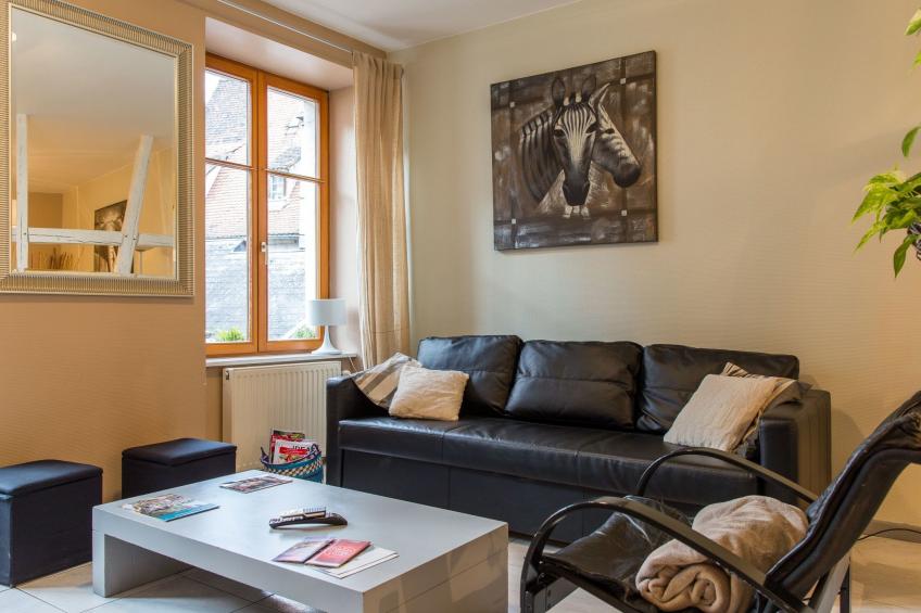 mit zwei Garagenstellplätzen