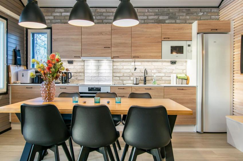 Aurinkopaikka - foto 9