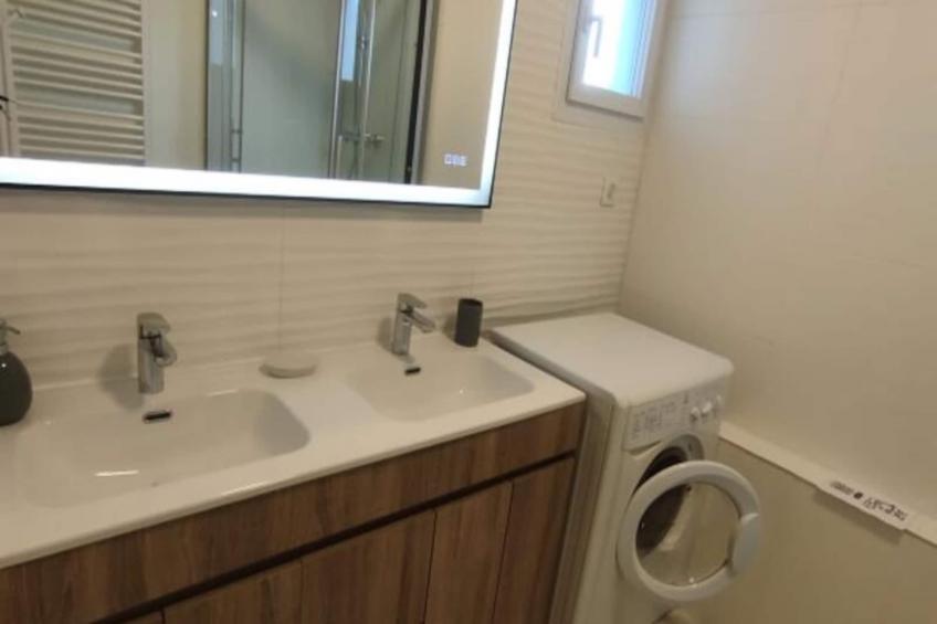 Confortable T3 Au Pied Du Château De Chambéry ! - foto 12