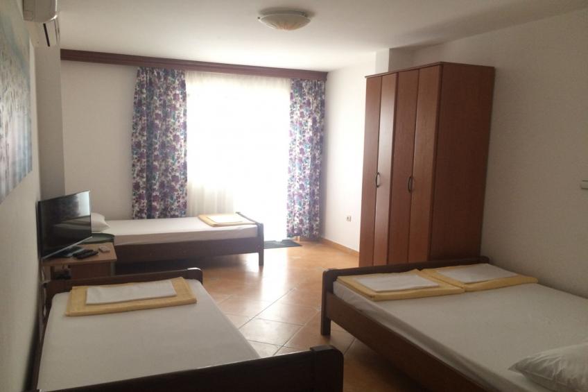 Apartments Aleksić, Bečići - Studio Apartment  with Terrace 3 - foto 2