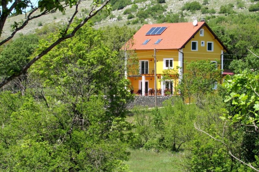 Alleinstehendes Ferienhaus mit Swimmingpool - foto 33