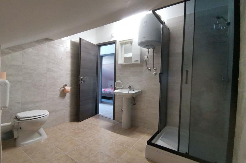 Appartement Porat in Ugljan mit Garten und Terrasse - foto 14