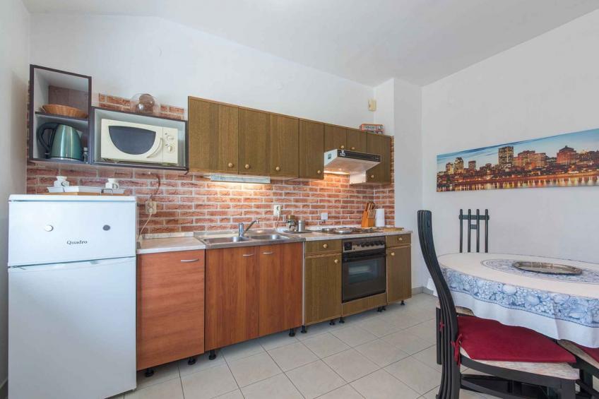 Vakantiewoning met airconditioning en balkon - BF-RWK75 - foto 13