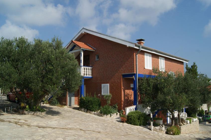 für vier Personen mit Balkon im ersten Obergeschoss gelegen - foto 6