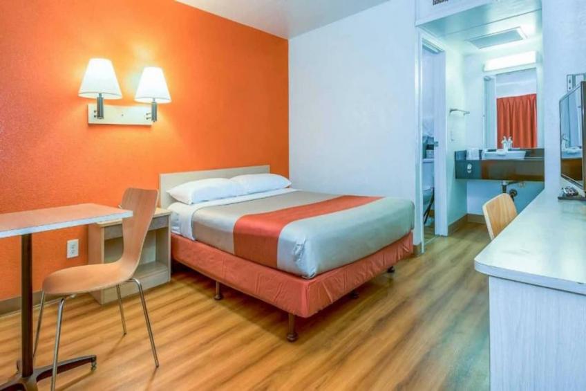 1 Queen Bed - foto 14