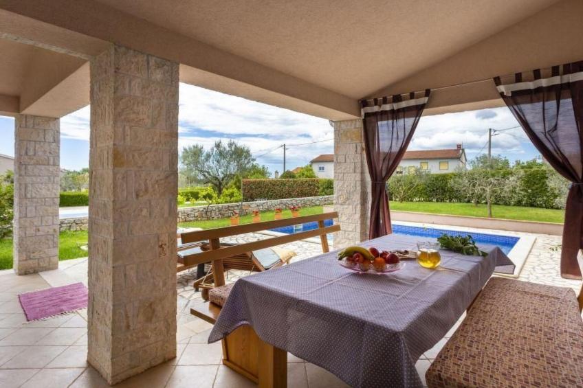 "Villa Mirela" mit Terrasse - foto 7