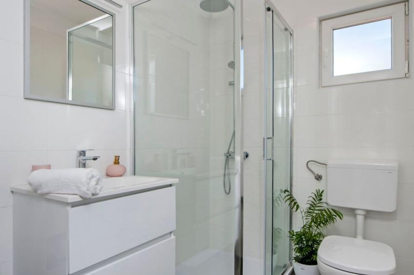 Vollständig freistehende Designervilla mit Infinity-Pool - foto 25