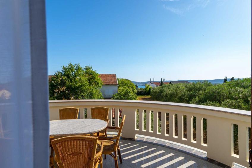 Charming Villa Rea, 8+2 with heated pool - foto 7