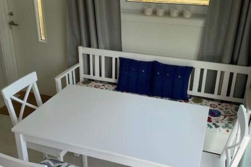 Ein  kleines Holzhaus - foto 8