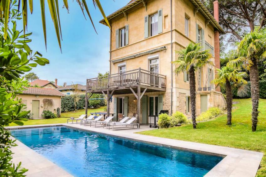 Superbe Villa Avec Piscine Chauffée Style Arcachonnais Pour 12 Personnes - foto 2