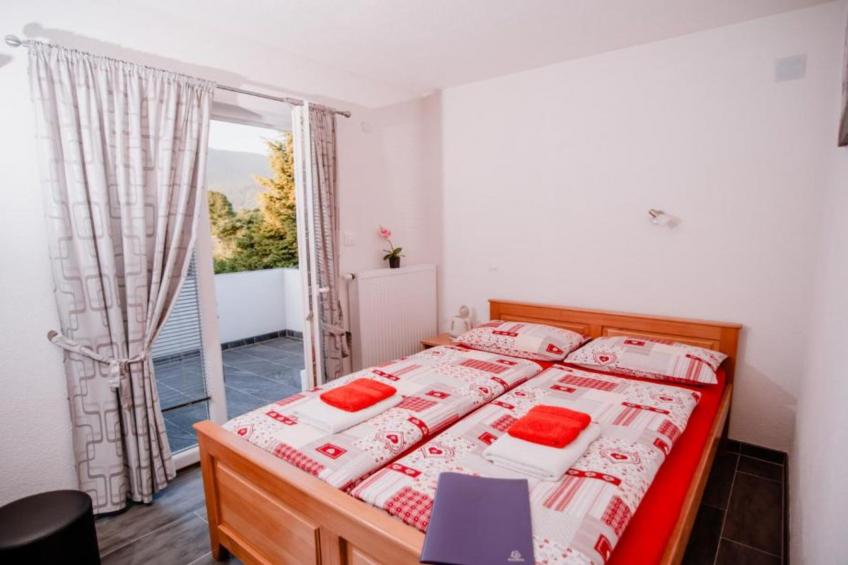 Mountain Serenity Rooms - Double Room with Balcony  2 - foto 4