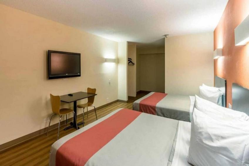 2 Queen Beds  Non-Smoking - foto 14