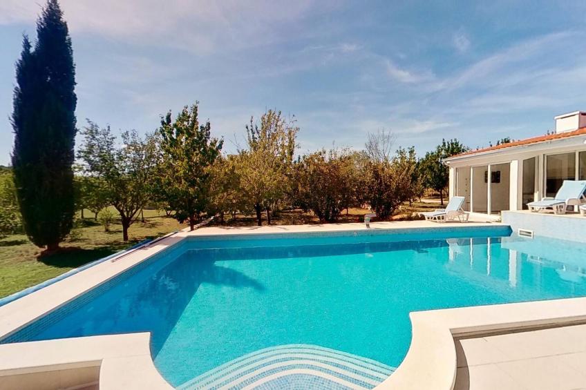 Sport & Spa Villa Neoric - foto 16