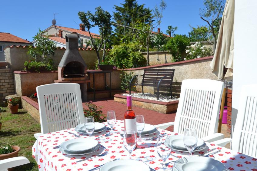 Helle Ferienwohnung in Vinkuran mit Garten, Grill und Terrasse - foto 25
