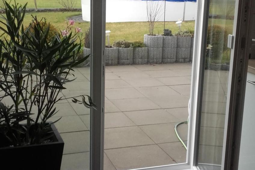 Wohnung mit großer Gartenterrasse und Ausblick - foto 21