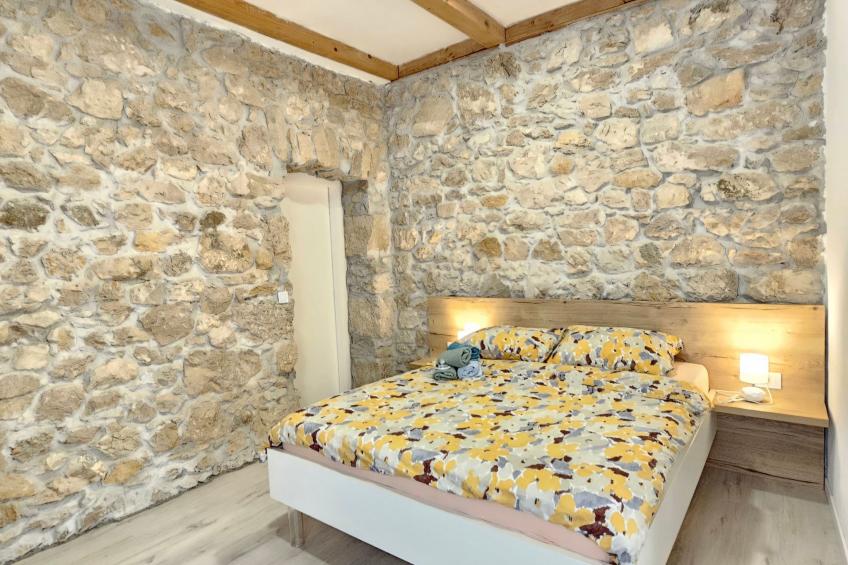 Steinhaus mit privatem Außenpool - foto 40