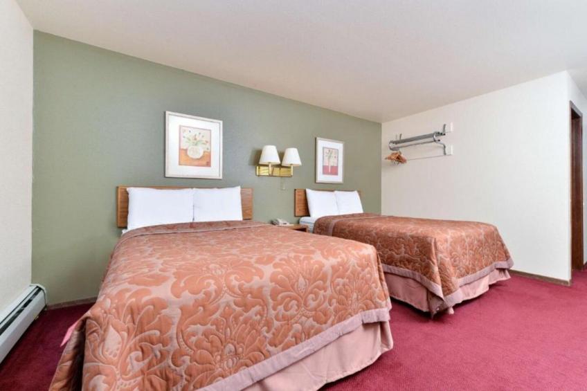 2 Full Bed Non Smoking