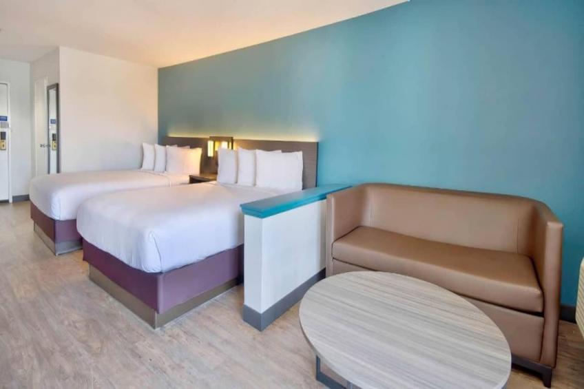 2 Queen Beds  Smoking - foto 11