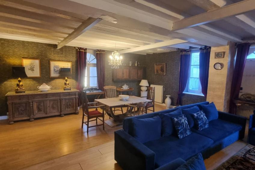 8-Zimmer-Schloss mit Pool und eigenem Park - foto 25