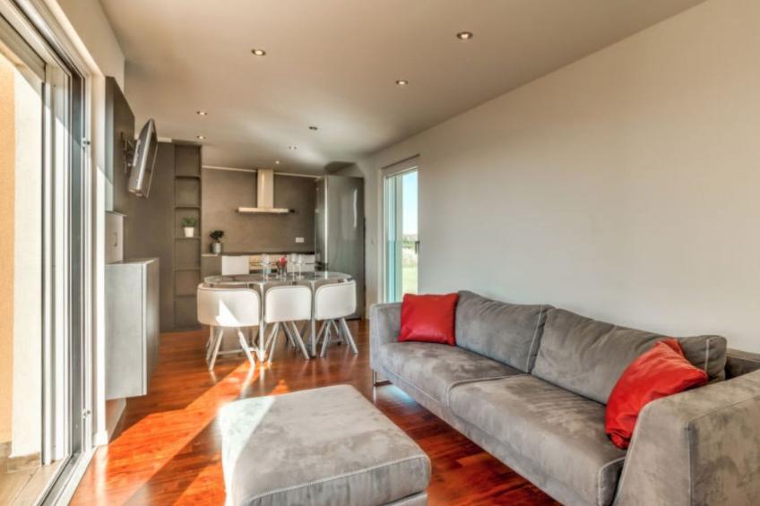 Wohnung "Lovrecica" mit Blick auf das Wasser - foto 3