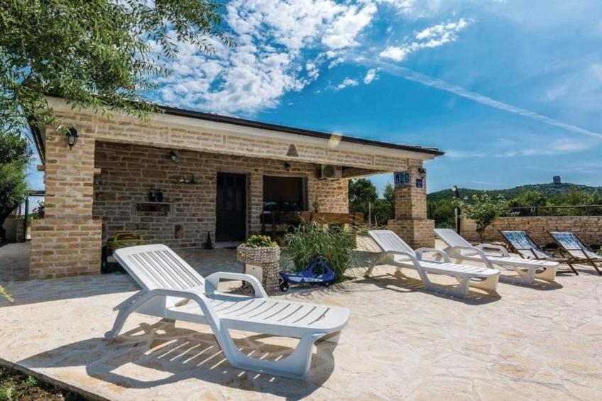 Holiday House Šimun - Three bedroom Holiday house with pool - foto 17