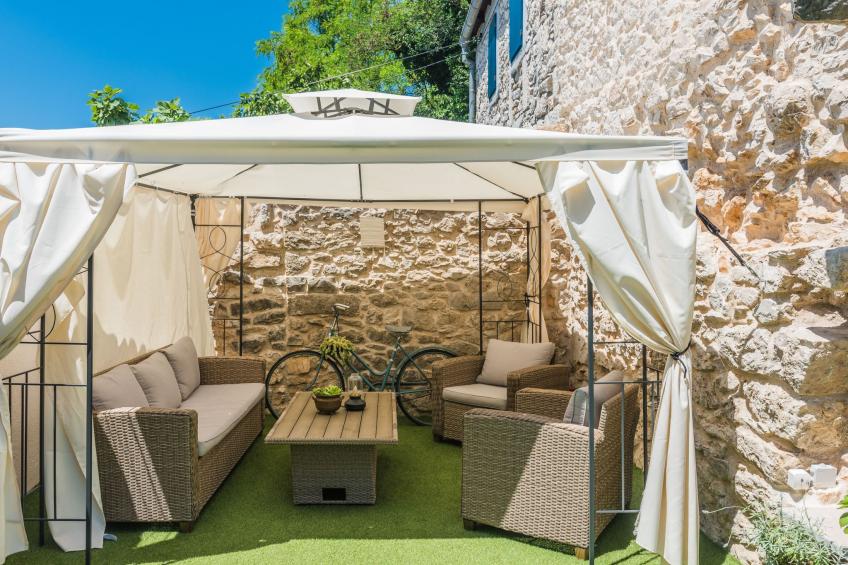 Ferienvilla "Ivka" mit Blick auf das Wasser - foto 8