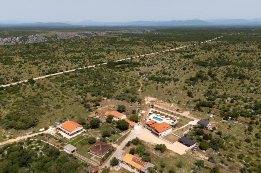 Five Bedroom Villa With Pool - foto 40