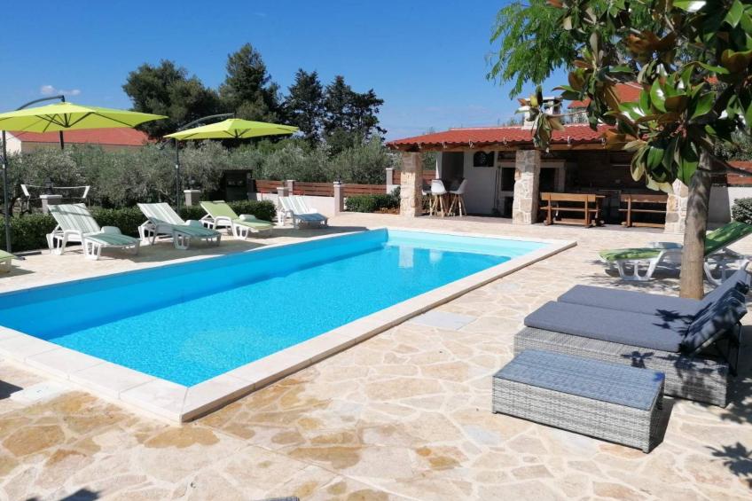 Angenehmes Haus in Posedarje mit großem Garten - foto 29