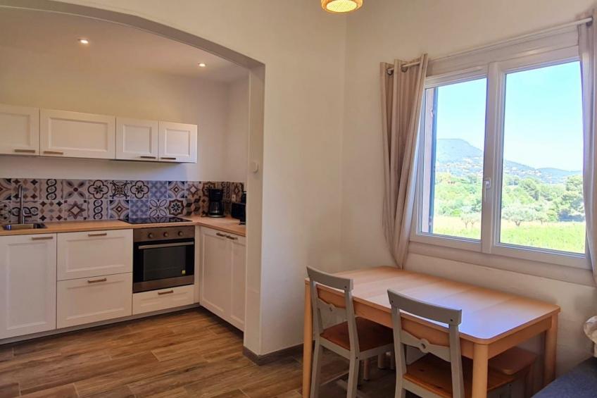 im Herzen der Weinberge, schattige Terrasse umgeben von Grün, Pool - foto 5