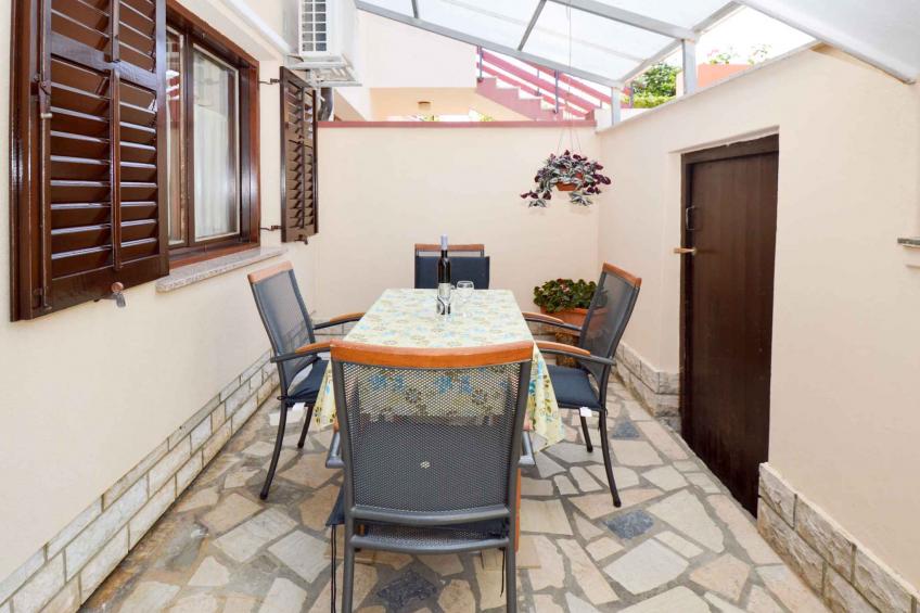 Vakantiewoning met terras - VW-KBX2 - foto 8