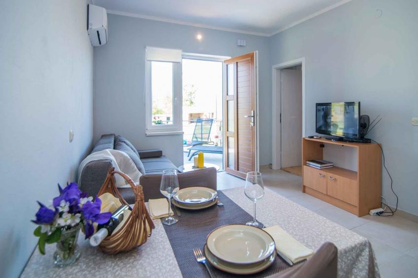 Vakantiewoning met airconditioning en terras - BF-K2ZZ3 - foto 16
