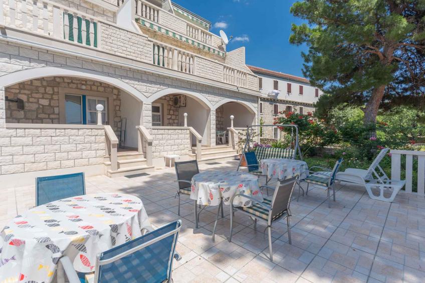 Vakantiewoning met terras en zeezicht - VW-DN8N - foto 4