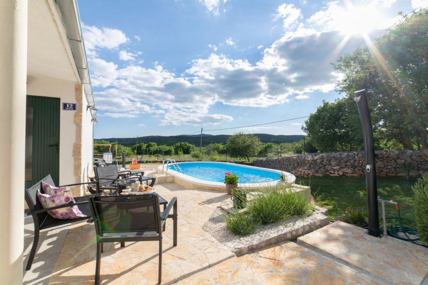 Serene Retreat Holiday Home with Pool - Two Bedroom Holiday Home with Pool - foto 15