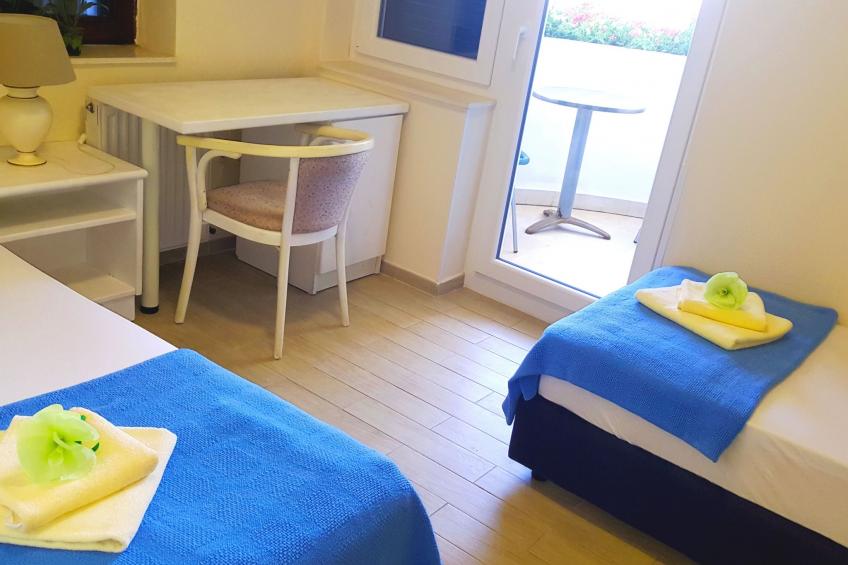 Tolle Wohnung in Drašnice mit Schönem Garten - foto 90