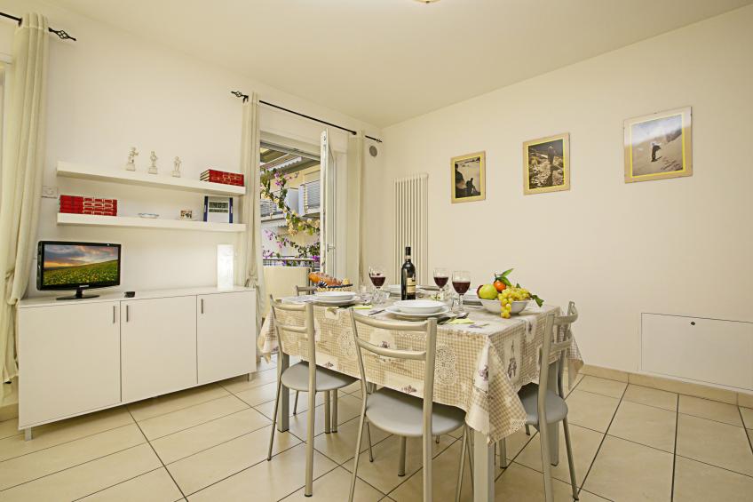 Torbole Relax, Pool & Balcony Apartment - foto 11