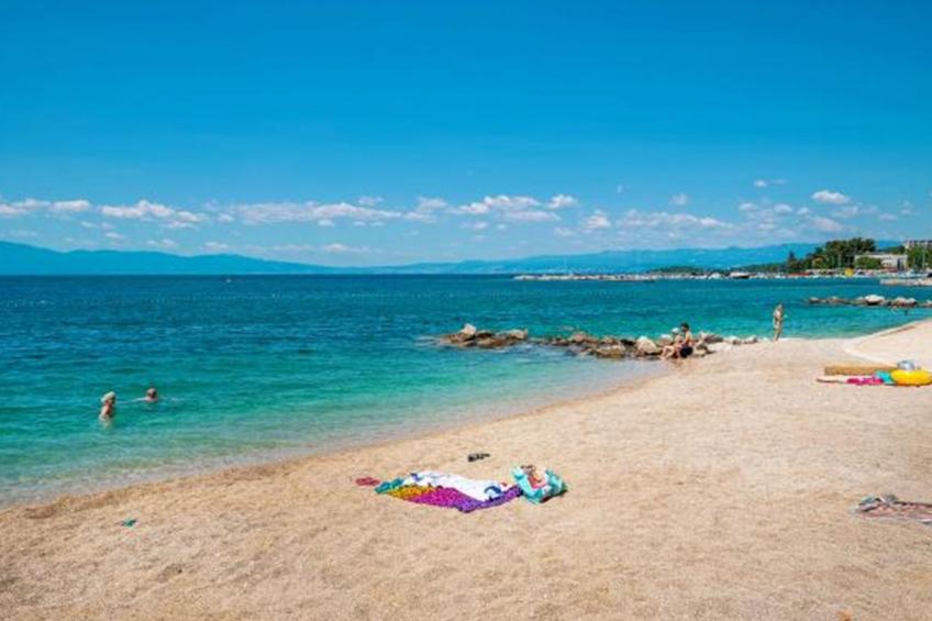 Romantische Villa mit Pool, umgeben von Natur - foto 16