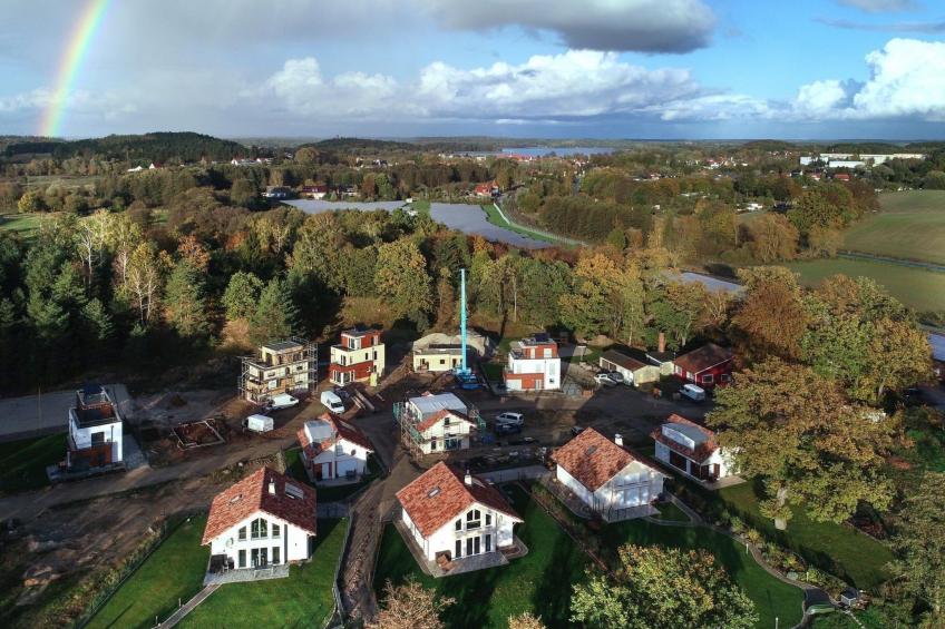 Modernes Ferienhaus mit Sauna, Seeblick, Dachterrasse und Garten - foto 5