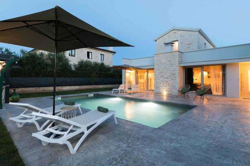 Villa mit Klimaanlage und Pool - BF-Z3864 - foto 14