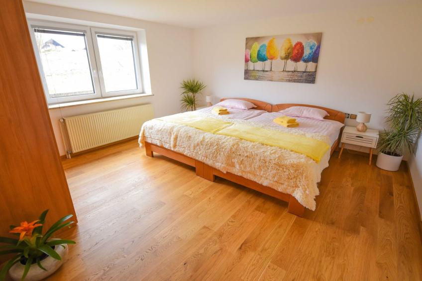 Cozy Luxe Holiday Home with Natural Thermal Bath - Seven Bedroom Holiday Home - foto 17