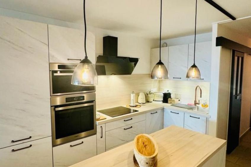 Wunderschöne renovierte Wohnung mit vollem Meerblick - foto 8