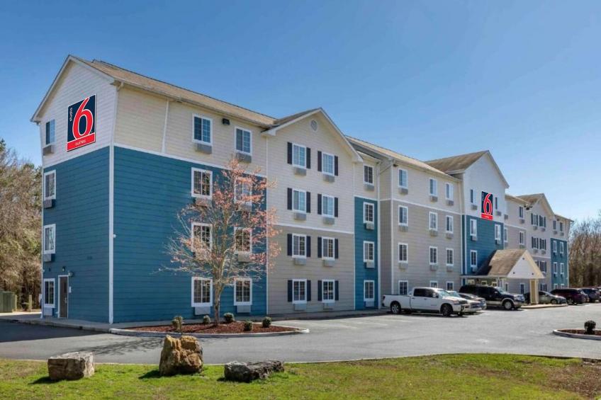 2 Full Beds | Smoking, Kitchen - foto 6