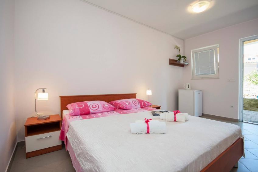 Apartments and Rooms Mikelin - Room Alen 4 - foto 7