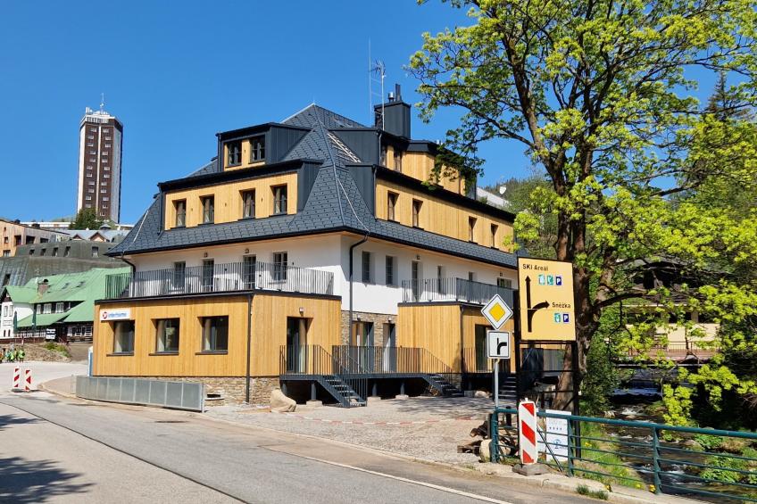 Máj - foto 19